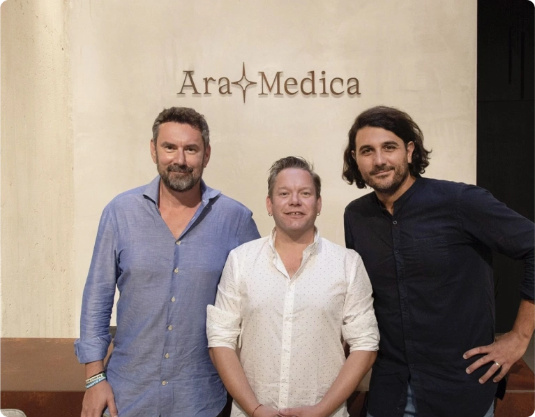Zakladatele kliniky AraMedica