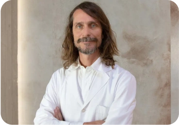 Foto doktora AraMedica